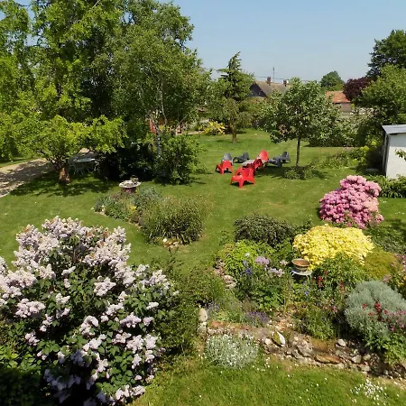 D'hotes - Le Jardin Des Patissons Frühstückspension